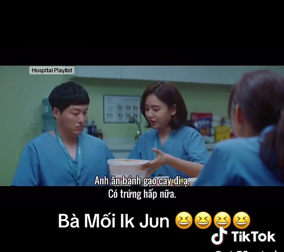 Hên Songhwa và Sự Cô Đơn Trong Hospital Playlist