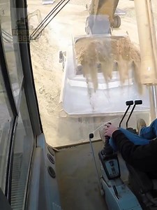 874K views · 14K reactions | Young Operator in Action: Smooth or Rough? Full Loading Style Revealed" Cat 5130B in view cabin #HeavyMachinery #Operator #ExcavatorSkills #MiningLife #LoadingStyle | Konstruksi Berat | Facebook