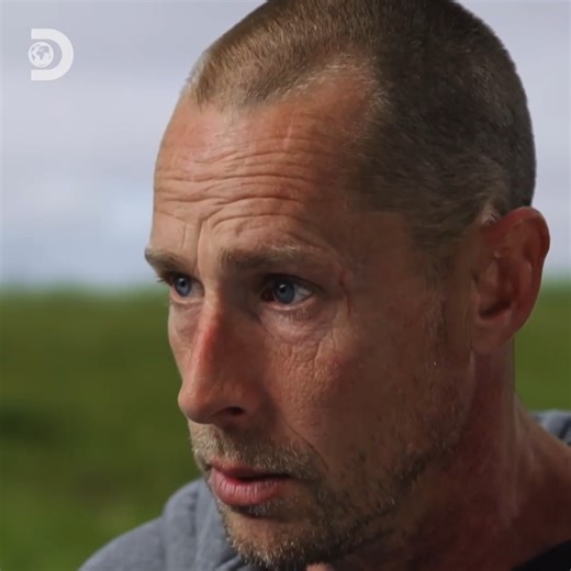 Crew mistakes cost gold until Kris steps in and pulls a $53k haul 😤💰 #GoldDivers | Discovery Channel UK