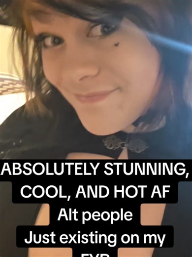 My whole fyp has been flooded with the most GORGEOUS/HANDSOME baddies!!! Best believe I be SMASHING the like and follow buttons 0:)) #fyp #xyzbca #alt #baddie #pansexual