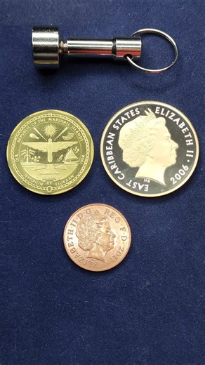 1994 $10 Brass vs 2006 $10 Silver vs 2011 2p 🧲 Magnet Test! 🪙🔥