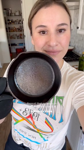 Rusty cast iron? Lets save it following these steps: Throwing it in...