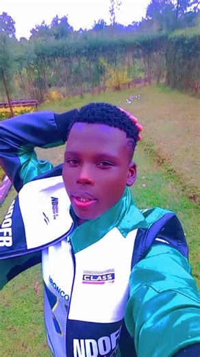 IT'S DE KE (@alecky.de.ke)’s videos with original sound - SMILIE 🥰🤩😍