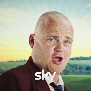 On Wednesday 10th November 2021, witness history in the making when I, Reginald D. Hunter, with historical fact and Grade-A American confidence on my side take on my limey nemesis, the formidable Al Murray on Sky History’s brand new series of “Why Do the Brits Win Every War?” Catch it tomorrow night on Sky History! https://www.facebook.com/HISTORYUK https://www.facebook.com/thepublandlord | Reginald D Hunter