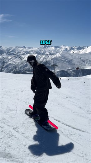 Yotam | Snowboard Coach • Ground Tricks & Butter on Instagram: "FS 180 starts with the ollie. If your ollie isn’t clean, the spin will always feel forced. Once the pop is right, the rotation happens naturally. This isn’t about spinning harder. It’s about: • timing • weight transfer • and releasing off the ground correctly That’s the difference between a trick that looks random and one that looks controlled and stylish. If you’re into ground tricks and you already know the board directly affects