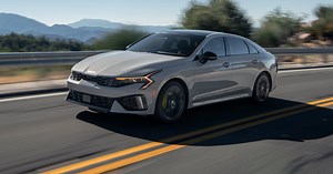 2025 Hyundai Sonata vs Kia K5: Which is the Better Value?