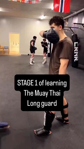 80K views · 36 comments | Working the old long guard The hardest thing for me to defend myself from was always the teep, but since I’ve been putting these videos out, it’s definitely the comment section #coachwhillock | The Norwegian Combat Academy | Facebook