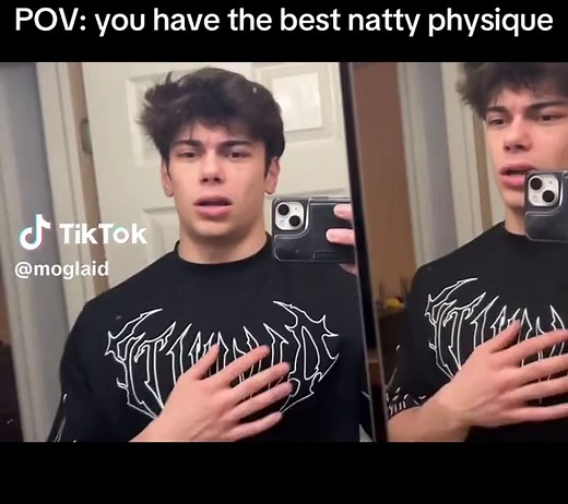 Best Natty Influencer: Clark Kent's Aesthetic Physique