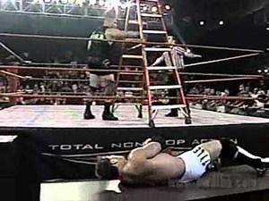 D-Lo Brown vs AJ Styles / Ladder Frog Splash