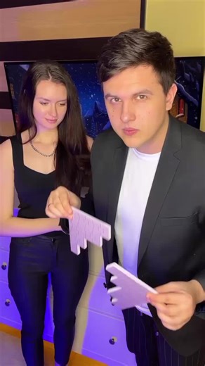 Best Magic Tricks to Amaze Your Friends