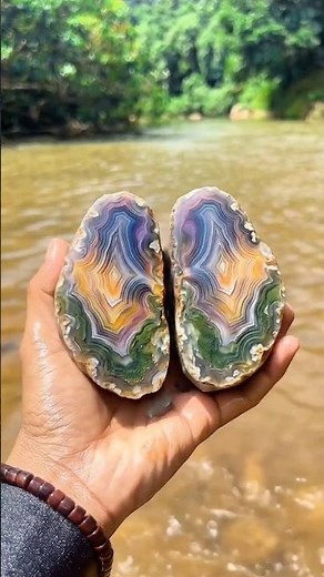 This Multicolor Spectrum Stone Was Found Beside a Crystal Clear River 🌊⚒️🌿🌈✨