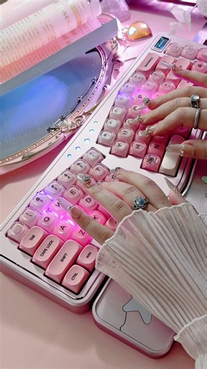 StarAlice Ergonomic Aluminum Mechanical Custom Keyboard Anodized Pink WS BigLucky Switch Typing ASMR