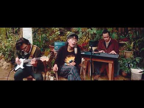 Dilaw - "Janice' (Live Performance)