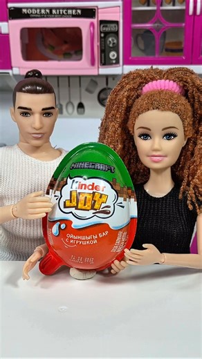 Minecraft Kinder Egg Unboxing with Barbie 🍫🎮 Satisfying ASMR