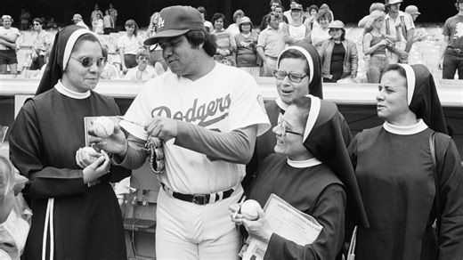 Fernando Valenzuela, el callado y poderoso héroe del pueblo - La Opinión