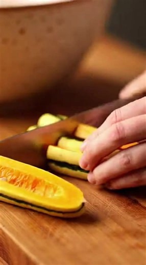 Air Fryer Delicata Squash, crisp‑outside, tender‑inside ✨ A quick, seasonal veggie side that's easy to throw together and comes out slightly caramelized and delicious from the air fryer. Ingredients (serves ~4): 1 medium delicata squash (about 1 lb) 1–2 teaspoons olive oil (or avocado oil) ¼ to ½ teaspoon sea salt (to taste) ¼ teaspoon black pepper Optional seasonings (choose 1 or mix & match): ½ teaspoon garlic powder, ½ teaspoon dried thyme or rosemary, pinch of ground cinnamon, or try somethi