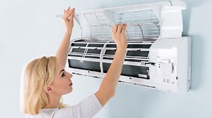 8 Langkah Cara Membersihkan AC di Rumah, Bisa Dilakukan Sendiri Bun
