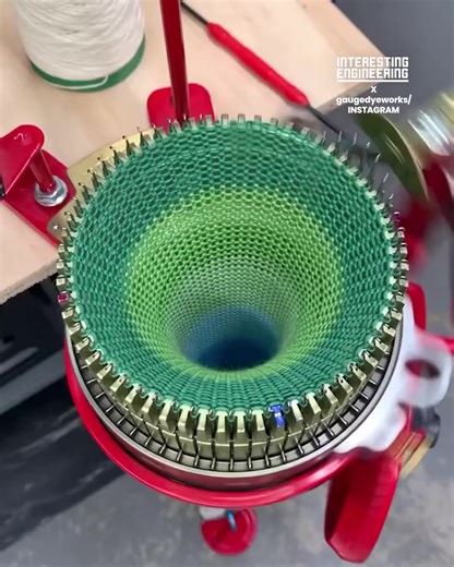 1M views · 1.7K reactions | Machine kitting | Interesting Engineering | Facebook