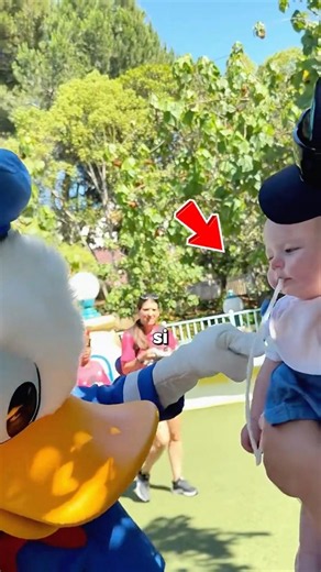 Que se passe t-il si tu donnes naissance à Disney ? #dysney #dysneyland #dysneylandparis