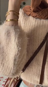 Busy but still want to slay the style game? • Soft, versatile knitwear for a quick wardrobe refresh • Minimal effort, maximum impact on your look! Shop now and elevate your everyday style! | AMV.store