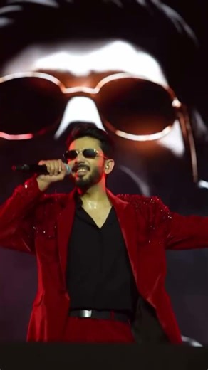 Paradise Song LIVE by Anirudh Ravichander 🎤 Hyderabad Concert | Must Watch