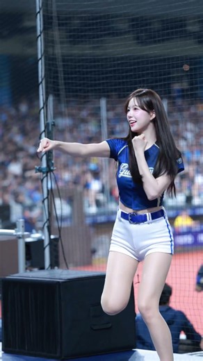 最有力量的#李晧禎 藍色力量好看#이호정 #이호정치어리더