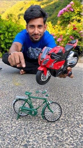 41K views · 1.7K reactions | Old Model Cycle and Remote wala BMW Bike Ki Unboxing  #shorts #Cycling #cycle #bike #rcbike #unboxing #nazibketoys #reels #viral | Nazib Ke Toys | Facebook