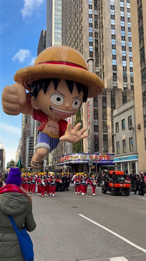 Monkey D. Luffy soared and made it through once again in the 99th Macy’s Thanksgiving Day Parade! 🏴‍☠️🎈🗽 #ONEPIECE #macysparade @macys #ThanksLuffy2025 | Toei Animation