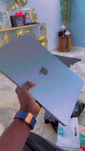 Vidéos de souhaibou Telecom (@souhaiboutelecom12) au sujet de iPad Pro Macbook Air