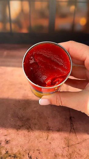 Snejana Andreeva on Instagram: "🤯🥫The ultimate tomato paste hack ⬇️ ⠀⠀⠀⠀⠀⠀⠀⠀⠀⠀⠀ Comment the word “hack” and I can send it to you so that you can print, pin, or bookmark 🔖 it! ⠀⠀⠀⠀⠀⠀⠀⠀⠀⠀⠀⠀ https://themodernnonna.com/tomato-paste-hack/ ⠀⠀⠀⠀⠀⠀⠀⠀⠀⠀⠀⠀"