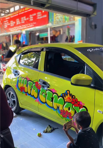 Livery Brio Lemon: Stunning Car Sticker Modifications