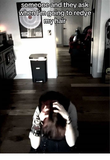 It’s the equivalent of saying you can see my roots, you hate me, and also that my hair looks washed out (it does) #hairdye#haircolor #alt#alttiktok#emo