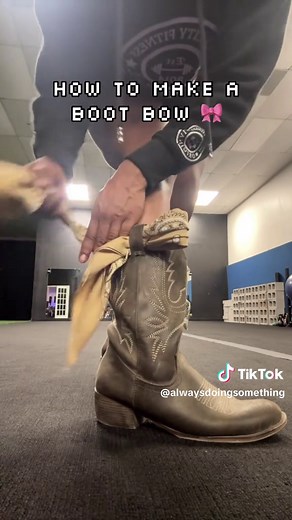 How to Make a Cute Boot Bow Accessory