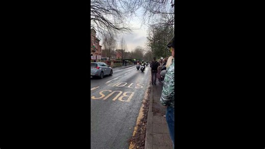Scooter procession honors Gary “Mani” Mounfield during funeral in Manchester, UK