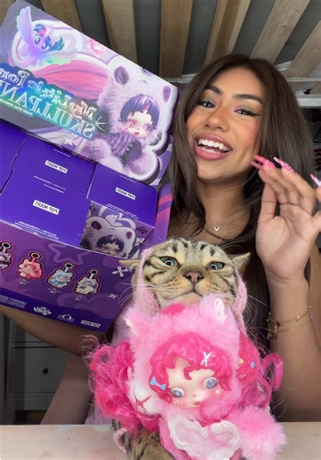 Unboxing My Little Pony Skullpandas with Jasper