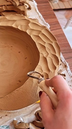 Ceramics Videos on Instagram: "Ceramic carving by @hana.ceramic.studio"