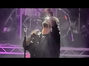 Atif Aslam Live Performance in Glasgow- Solo Playing Guitar - Romantic Song - Hona Tha Pyar