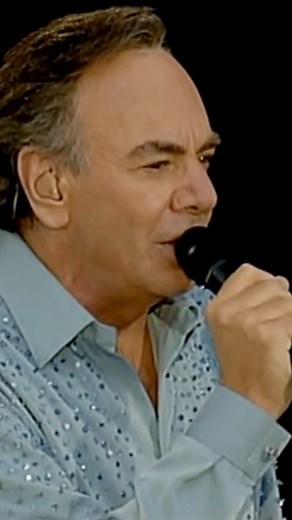 #TBT to Neil’s iconic performance of “Hello Again” in Dublin, Ireland 🇮🇪 ~Team Neil #NeilDiamond #Ireland #Festival #Dublin | Neil Diamond