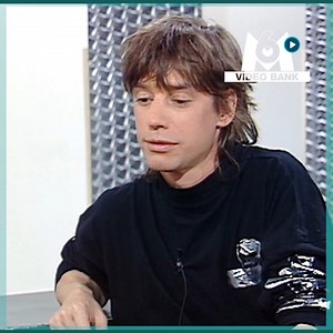 « Je rêvais d’un autre monde » 🎵 Téléphone a définitivement marqué l’histoire du rock français des années 80 ! Aujourd’hui c’est l’anniversaire de Jean-Louis Aubert ! En 1988, il se confiait sur les raisons de la séparation du groupe. ⬇️ | M6 MediaBank