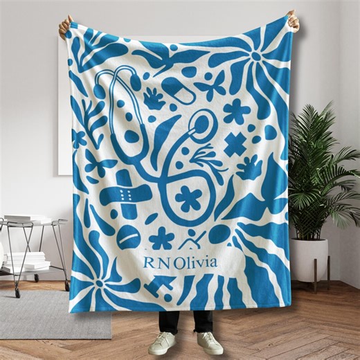 Personalized Nurse Blanket, Medical Fleece Throw, Graduation Gift, Nursing Student CNA RN - Etsy