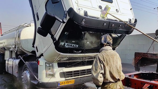 Dirty Truck Cleaning With Powerful Water Pressure