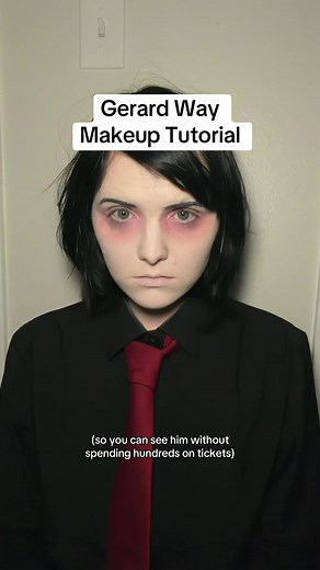 Gerard Way Makeup Tutorial: Get the Look at Home