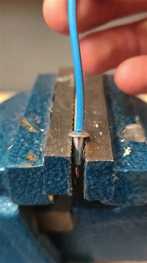 Genius Way to handle electric cables! #shorts #tips