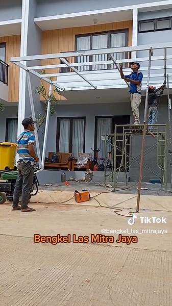 "Bengkel Las Mitra Jaya" mengerjakan : #bengkellas #bengkellasmitrajay...