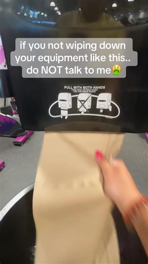 Effective Gym Equipment Cleaning Before and After Workout