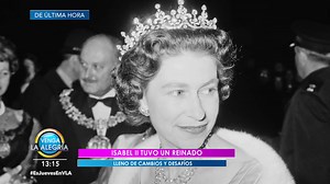 12K views · 290 reactions | La Reina Isabel II fue la única monarca que celebró un Jubileo Platino por sus 70 años en el trono, su reinado comenzó tras la muerte de su padre Jorge VI. ¡Larga vida a la Reina! Más videos en https://aztecaamerica.com/ | Azteca America | Facebook