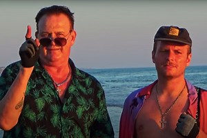 Mac DeMarco Finally Links with "Dolce Vita" Singer Ryan Paris for "Simply Paradise" │ Exclaim!