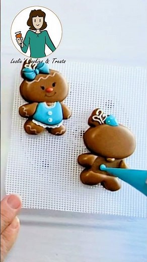 Speed Decorating Gingerbread Girl Cookies
