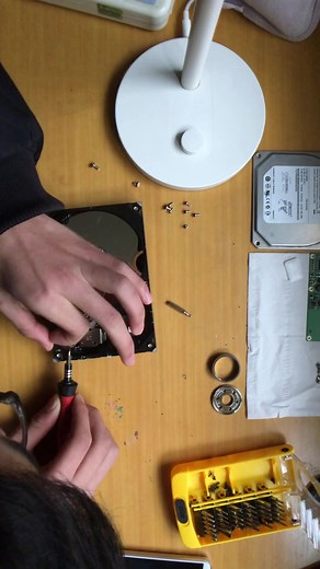 拆解希捷机械硬盘（中）这次来拆内部