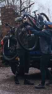 The Muc-Off Mobile Pressure Washer 💦 Clean anywhere with up to 942 PSI of cordless power and up to 24 minutes of on-the-go cleaning. Built for adventure 🤘 | Muc-Off